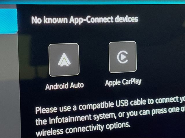 New 2025 Volkswagen Tiguan SE image 14