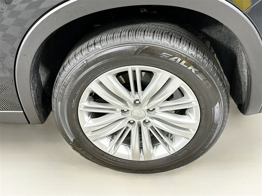 Used 2024 Mitsubishi Outlander ES image 24