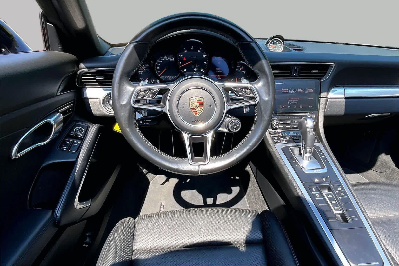 Used 2017 Porsche 911 Carrera RWD image 6