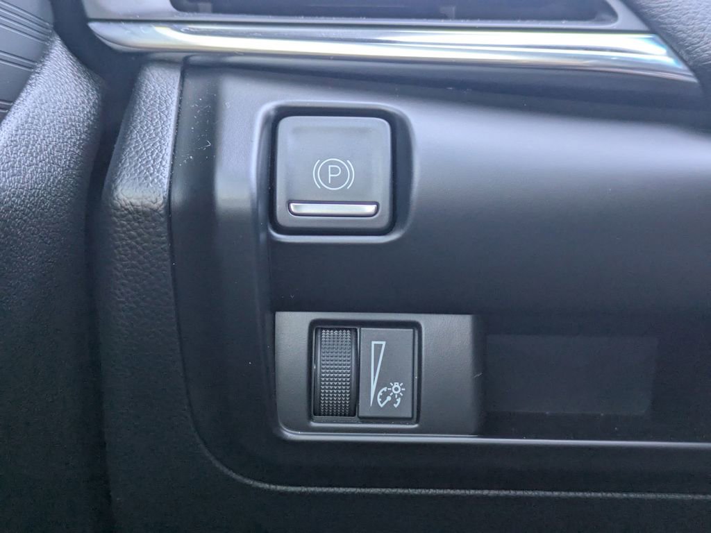 Used 2021 Cadillac CT4 Luxury image 23