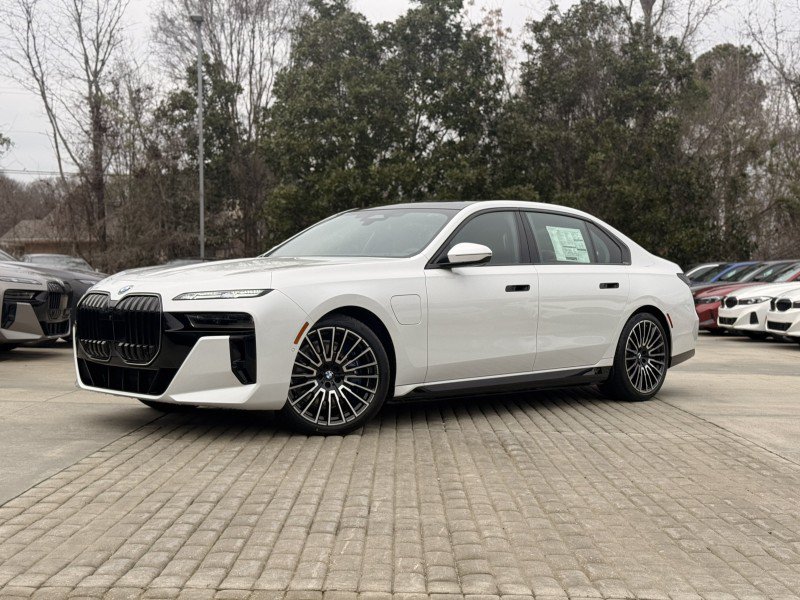 New 2026 BMW 750e xDrive w/ Executive Package AWD/4WD image 1