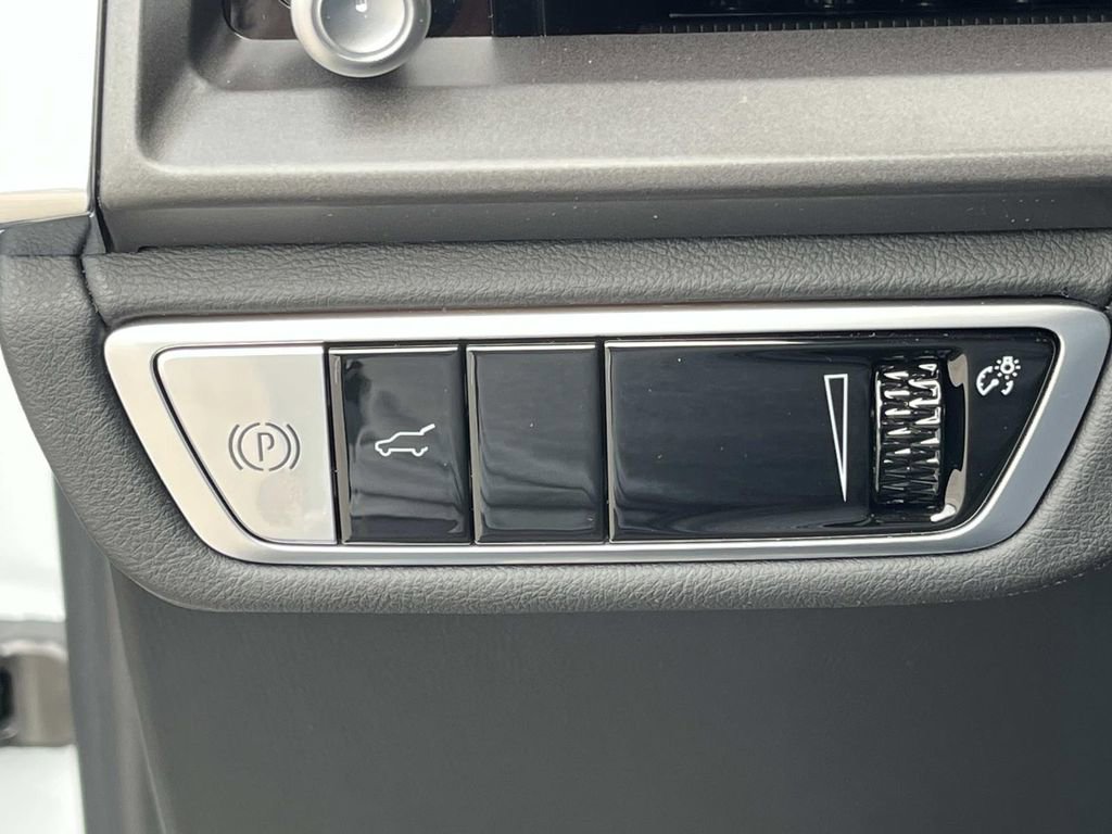 New 2026 Cadillac Vistiq Luxury image 28