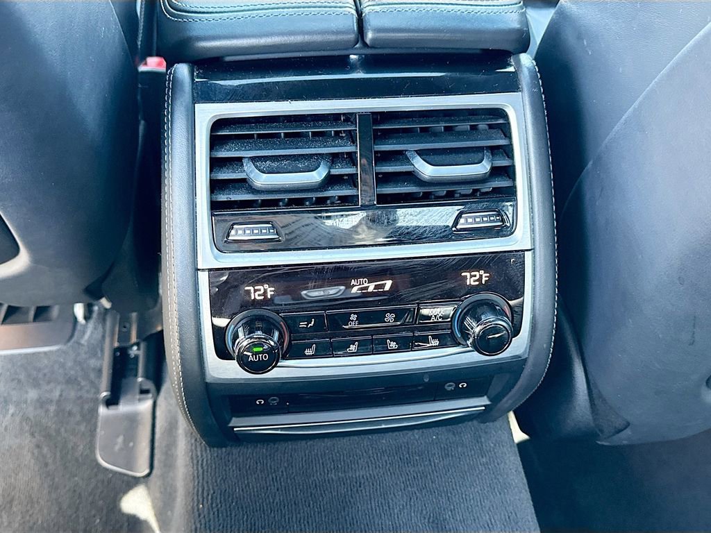 Used 2018 BMW M760i xDrive image 20