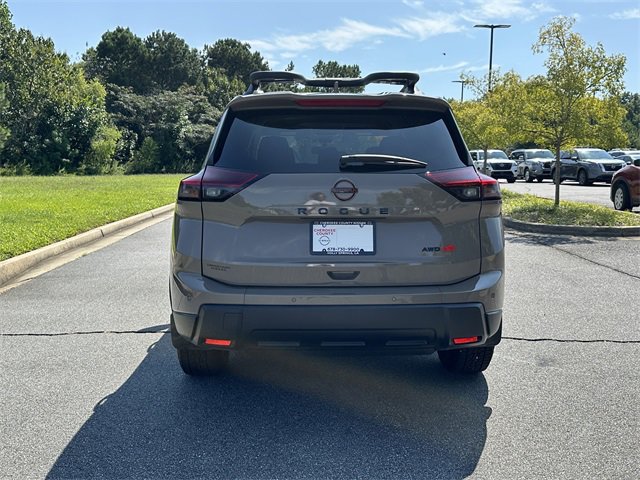 Certified 2025 Nissan Rogue SV image 7