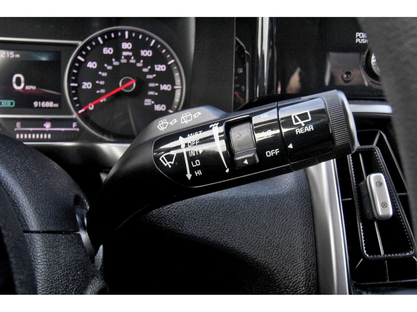 Used 2021 Kia Sorento LX image 21