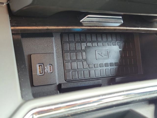 Certified 2022 Ford F250 Lariat w/ Lariat Ultimate Package image 12