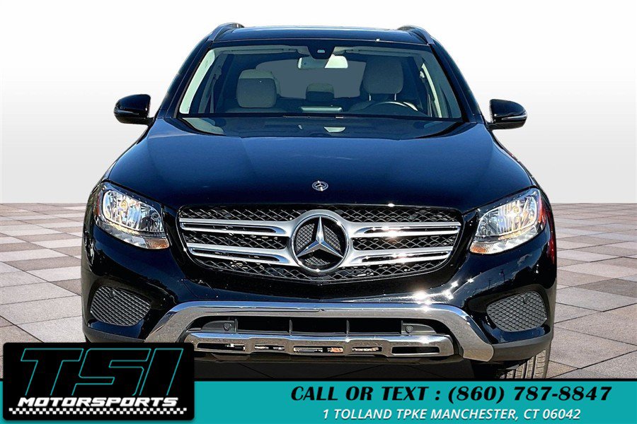 Used 2019 Mercedes-Benz GLC 300 4MATIC image 3