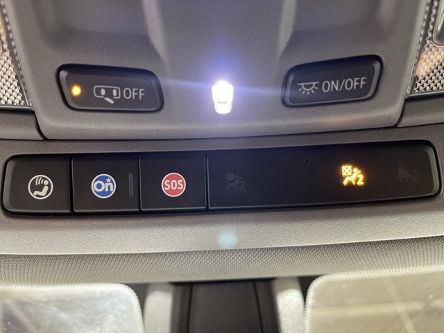 Used 2020 Chevrolet Silverado 1500 RST image 18