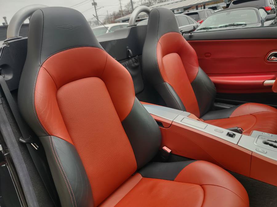 Used 2006 Chrysler Crossfire Limited RWD image 10