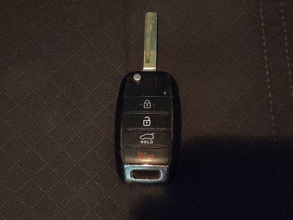 Used 2020 Kia Sorento LX image 32