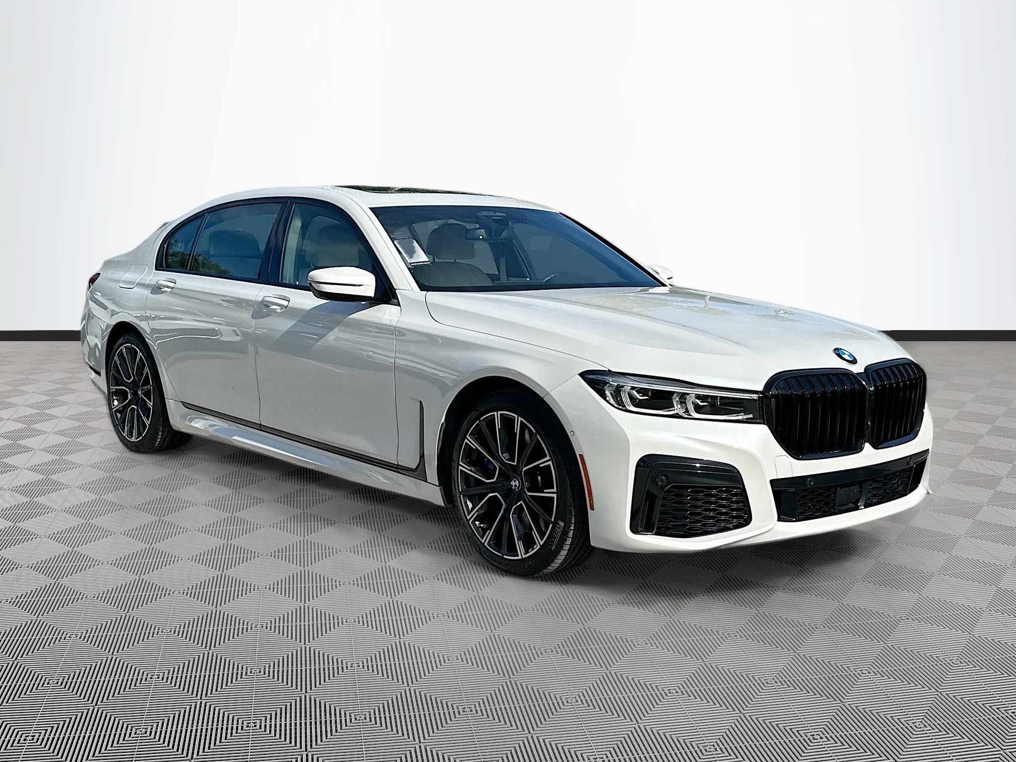 Used 2022 BMW 750i xDrive w/ Luxury Rear Seating Package