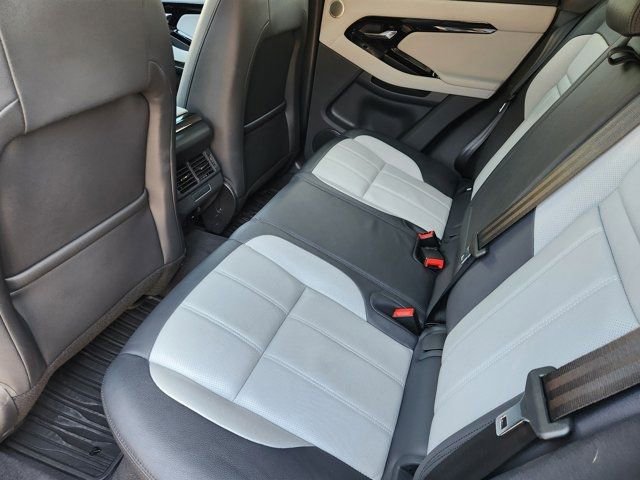 Used 2024 Land Rover Range Rover Evoque Dynamic SE image 32