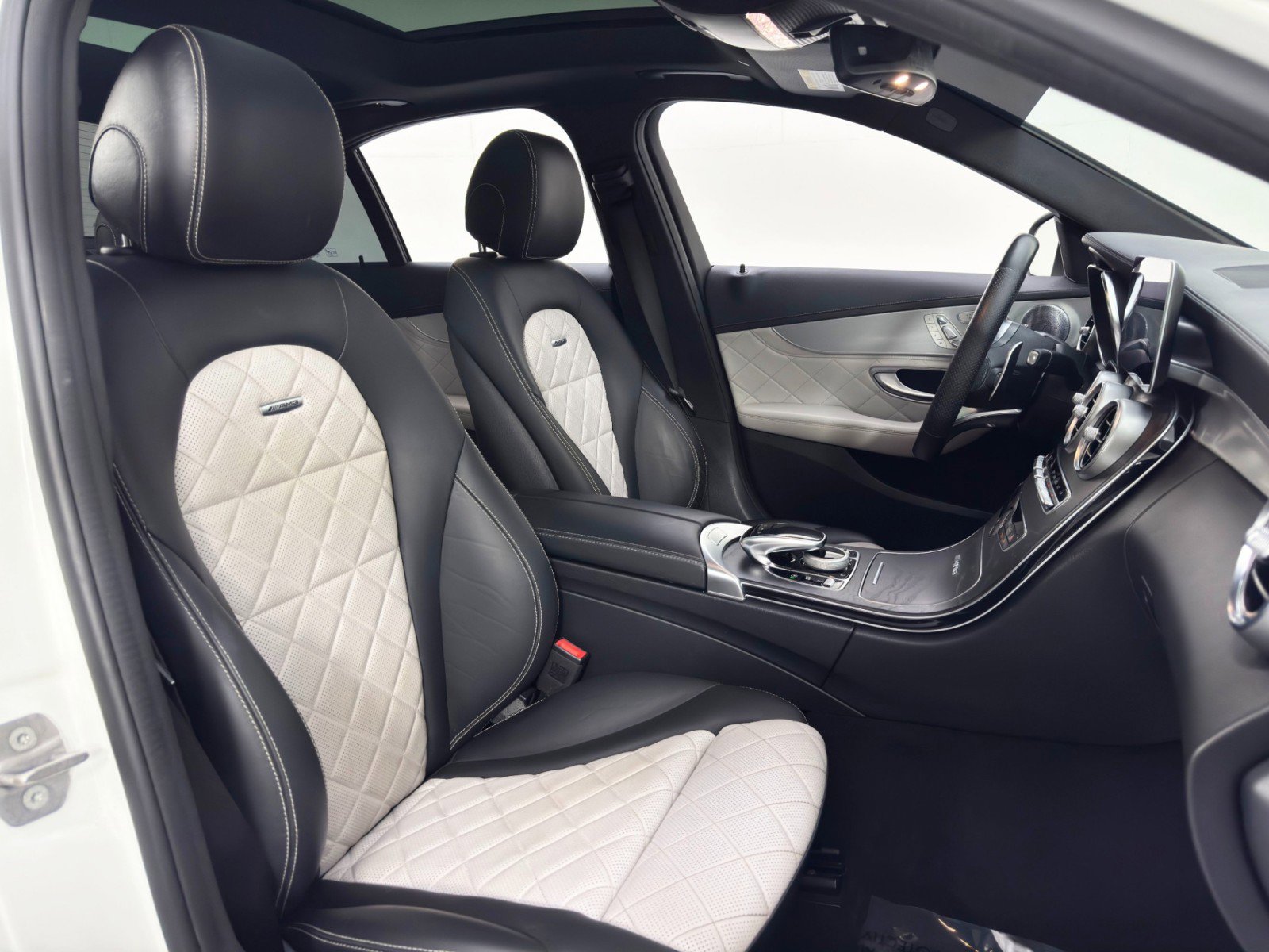 Used 2021 Mercedes-Benz C 63 AMG Sedan w/ Driver Assistance Package image 41