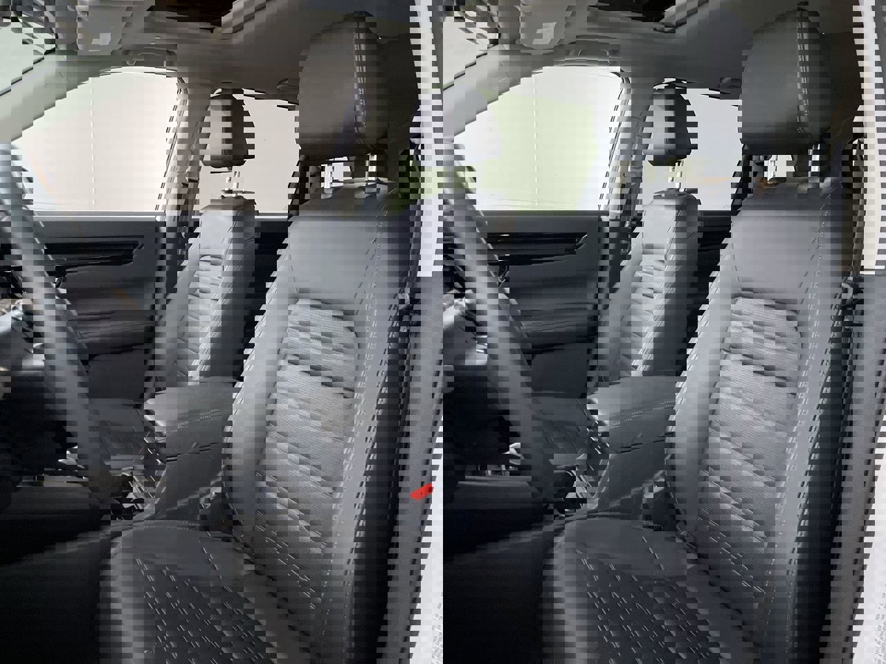 Used 2024 Honda CR-V EX-L image 2