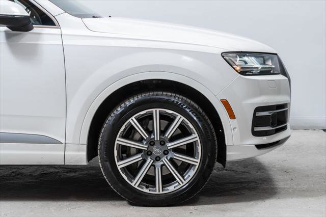 Used 2019 Audi Q7 3.0T Premium Plus AWD/4WD image 12