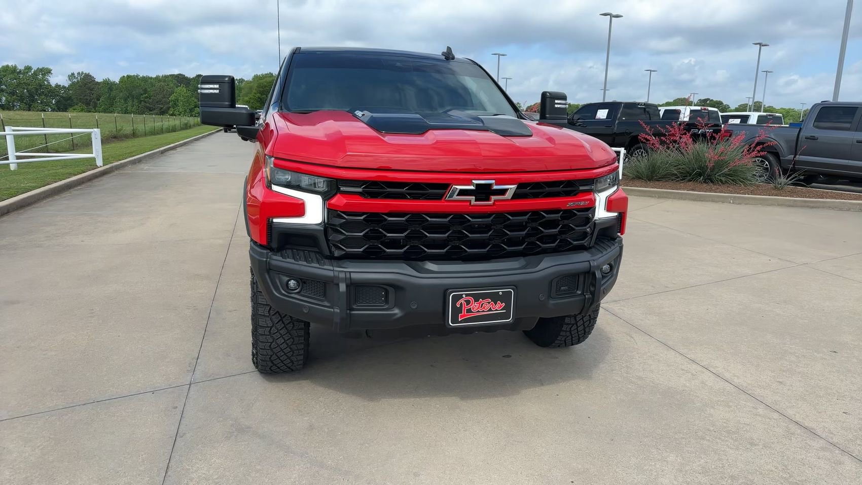 Used 2024 Chevrolet Silverado 1500 ZR2 w/ ZR2 Bison Edition AWD/4WD image 2