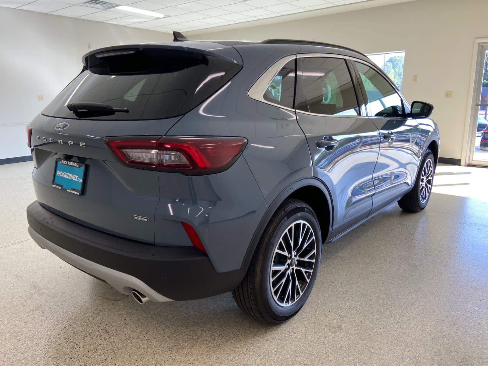 New 2026 Ford Escape SE image 5