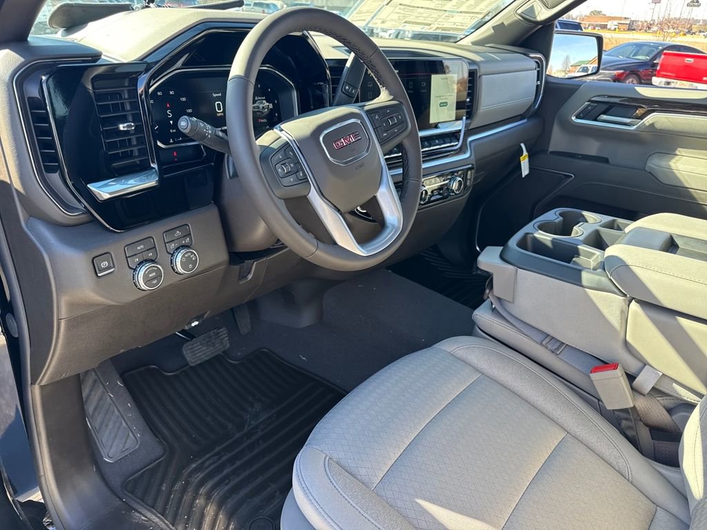 New 2026 GMC Sierra 1500 SLE w/ Preferred Package image 18