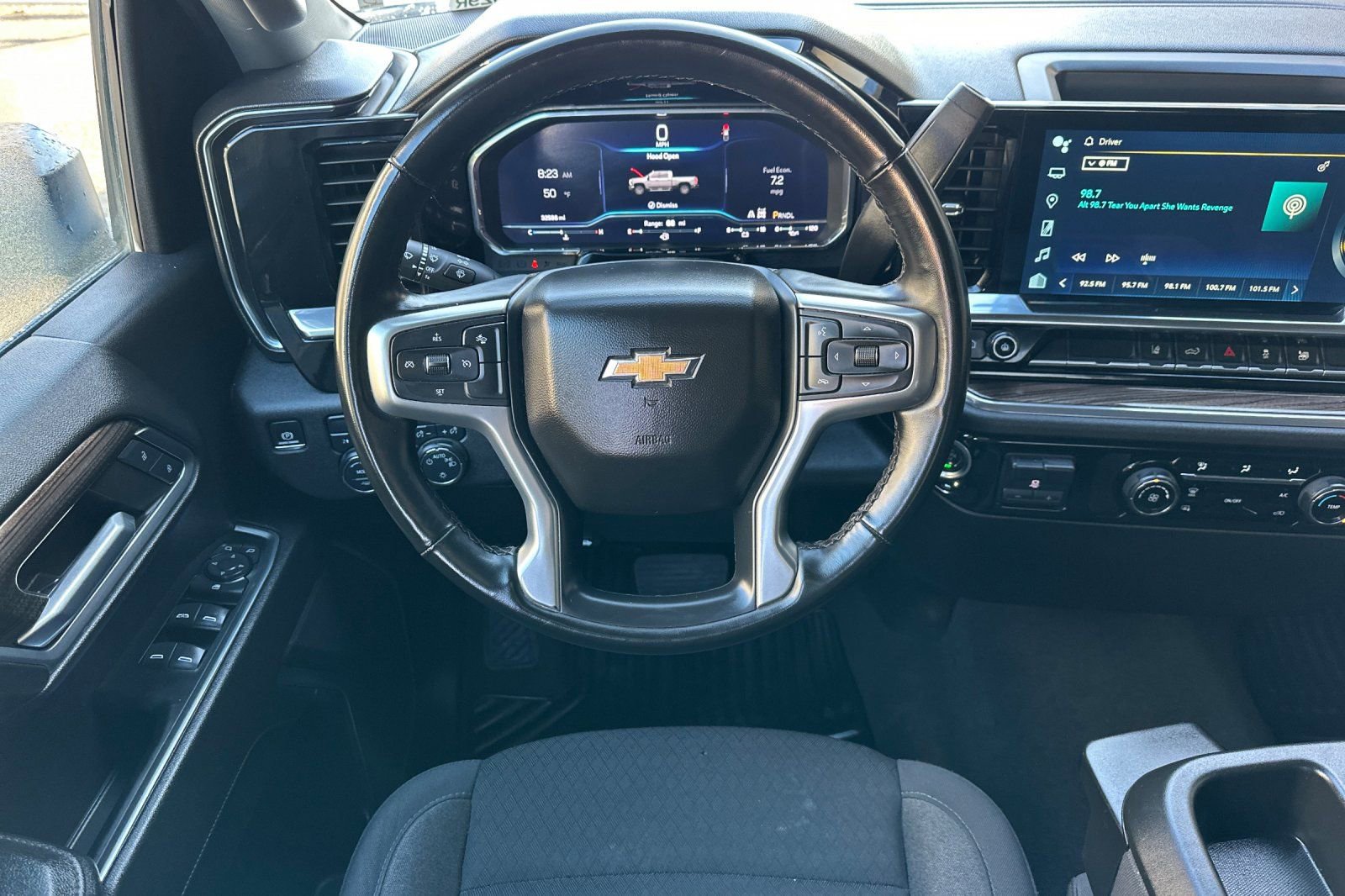 Used 2024 Chevrolet Silverado 2500 LT image 17