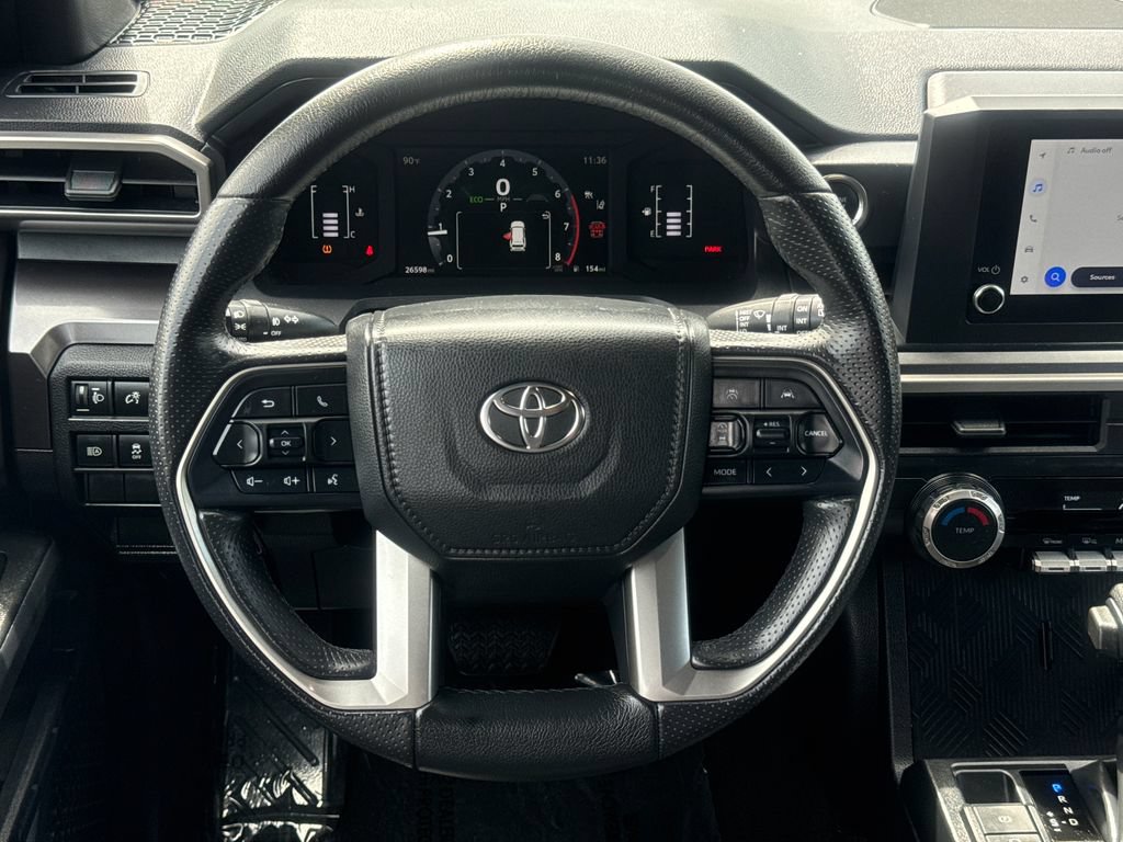 Used 2025 Toyota 4Runner SR5 AWD/4WD image 13