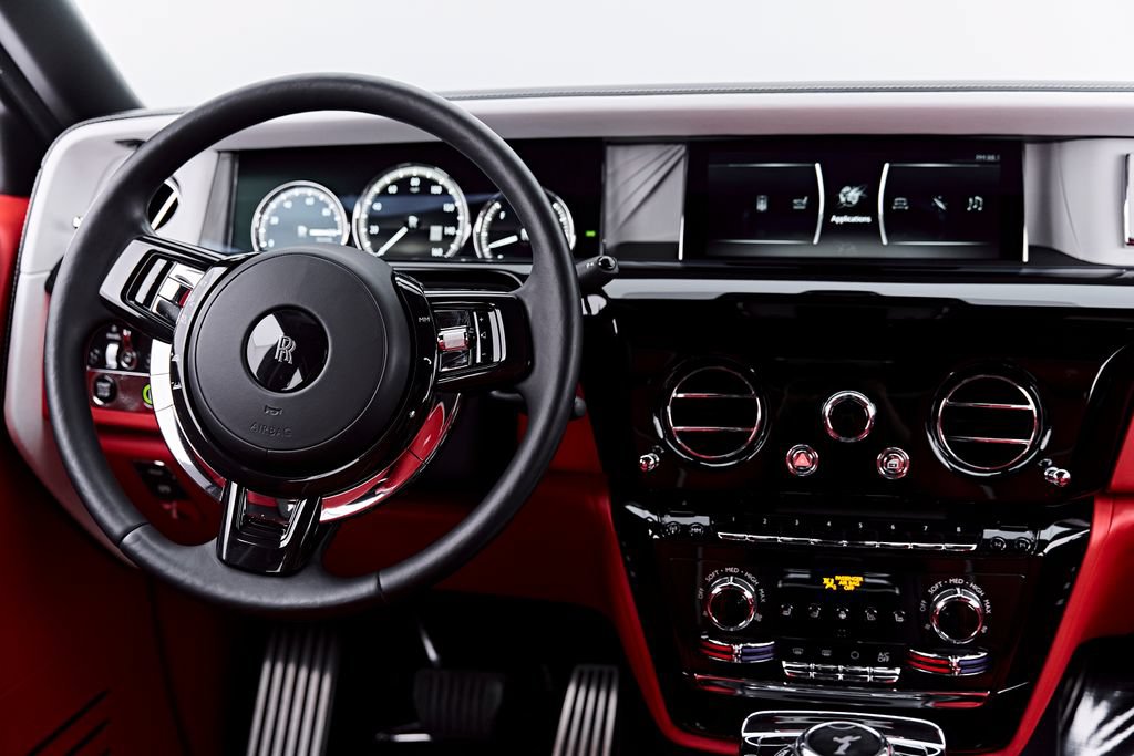 Used 2021 Rolls-Royce Phantom Sedan RWD image 72