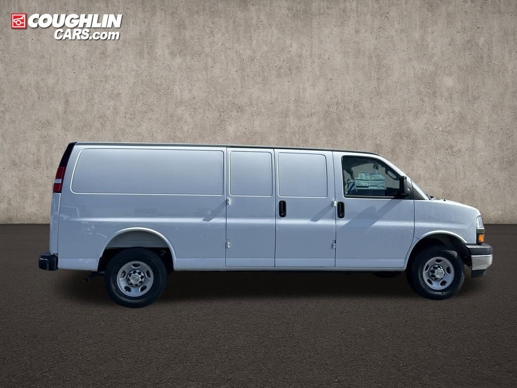 New 2025 Chevrolet Express 3500 Extended w/ Driver Convenience Package image 10