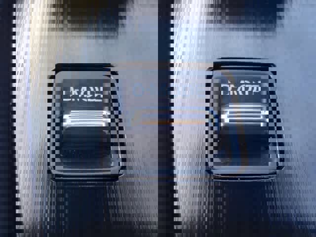 Used 2023 Nissan Rogue SV image 31