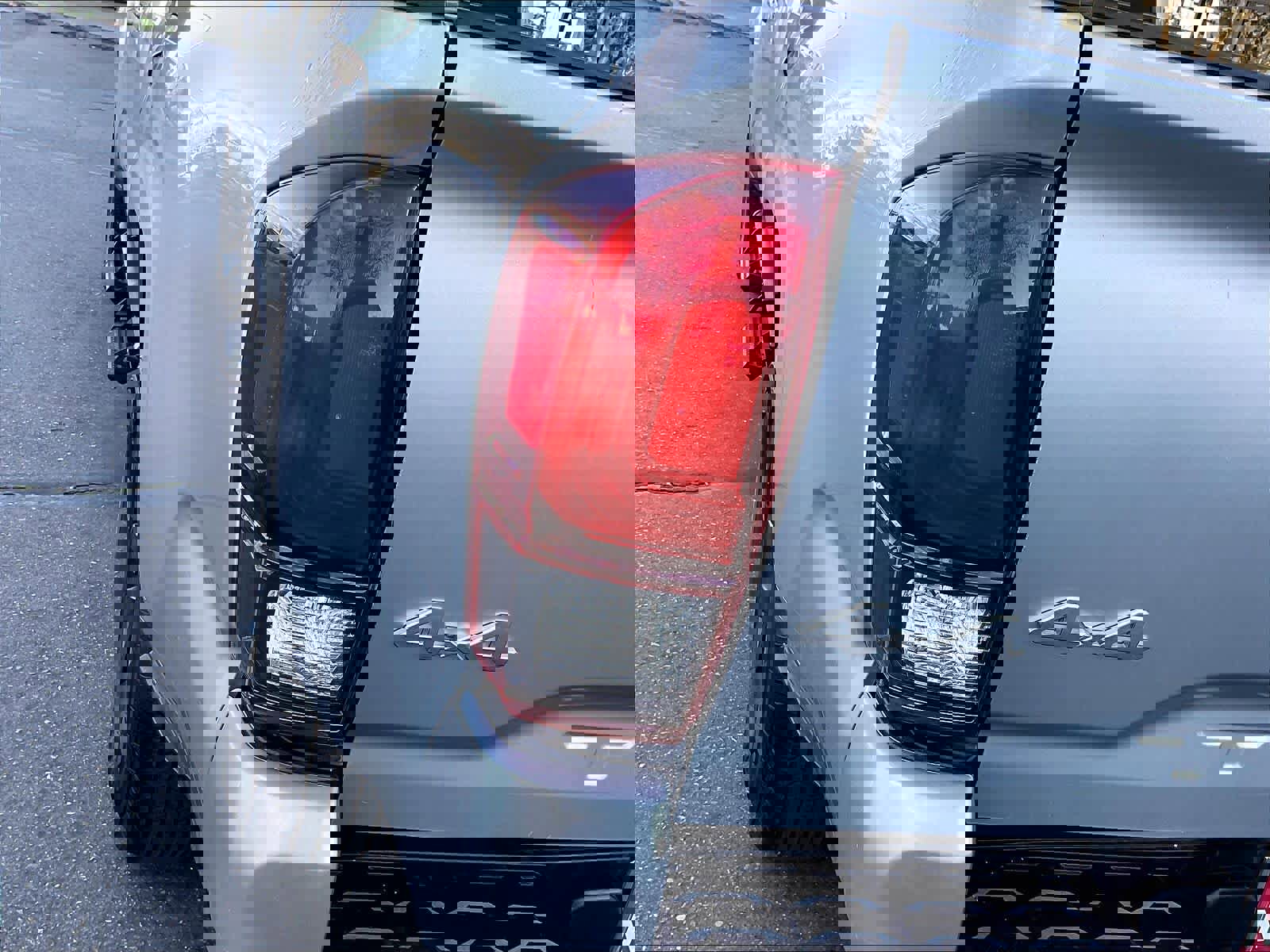 Used 2023 Toyota Tacoma SR image 29