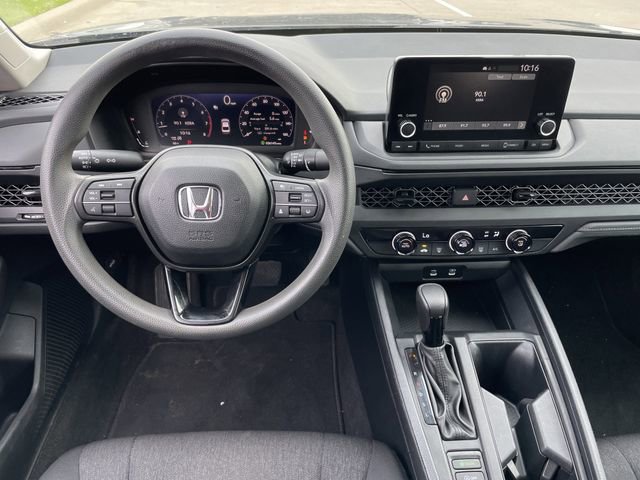 Used 2023 Honda Accord LX image 10