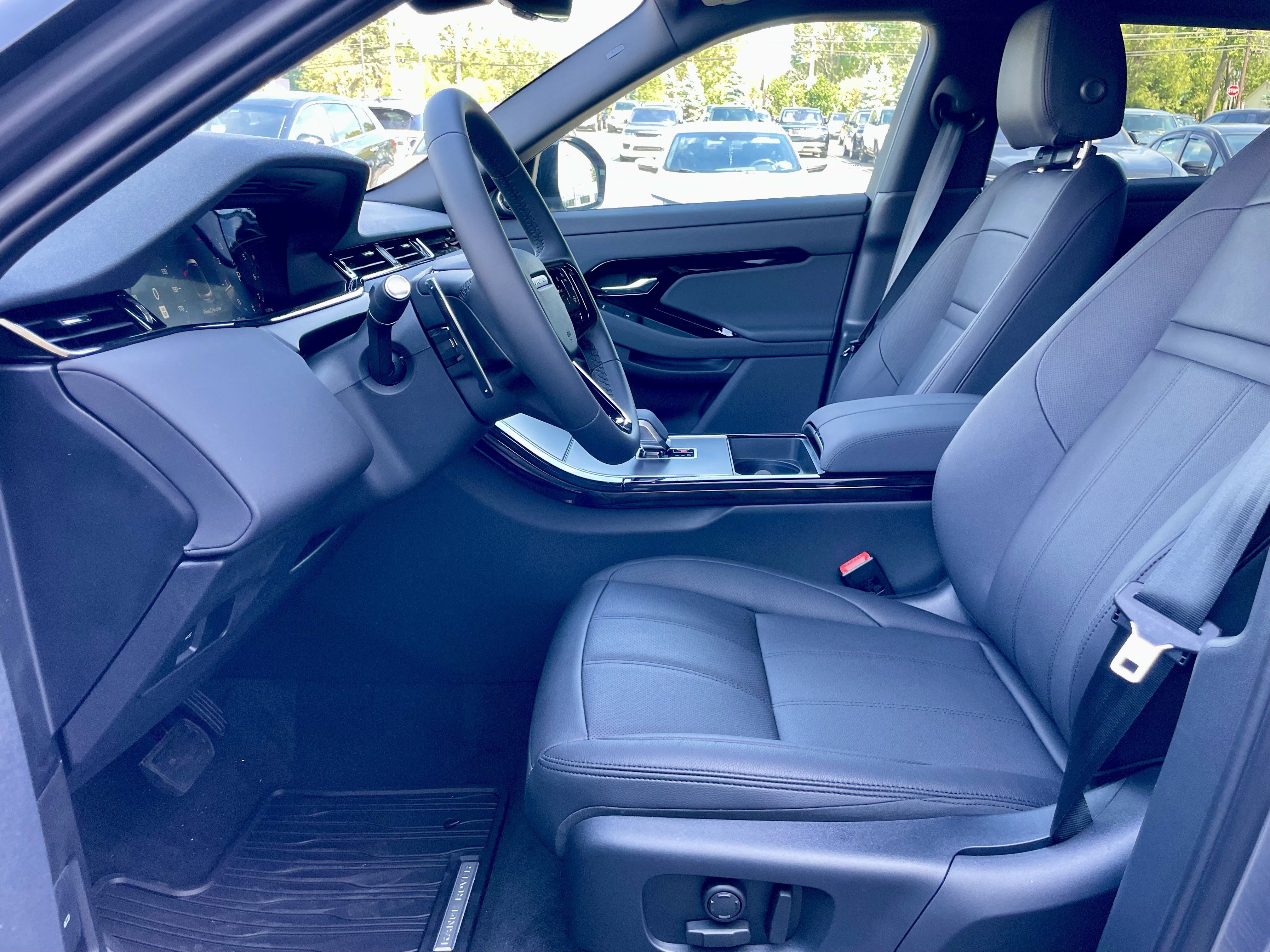 New 2026 Land Rover Range Rover Evoque S image 14