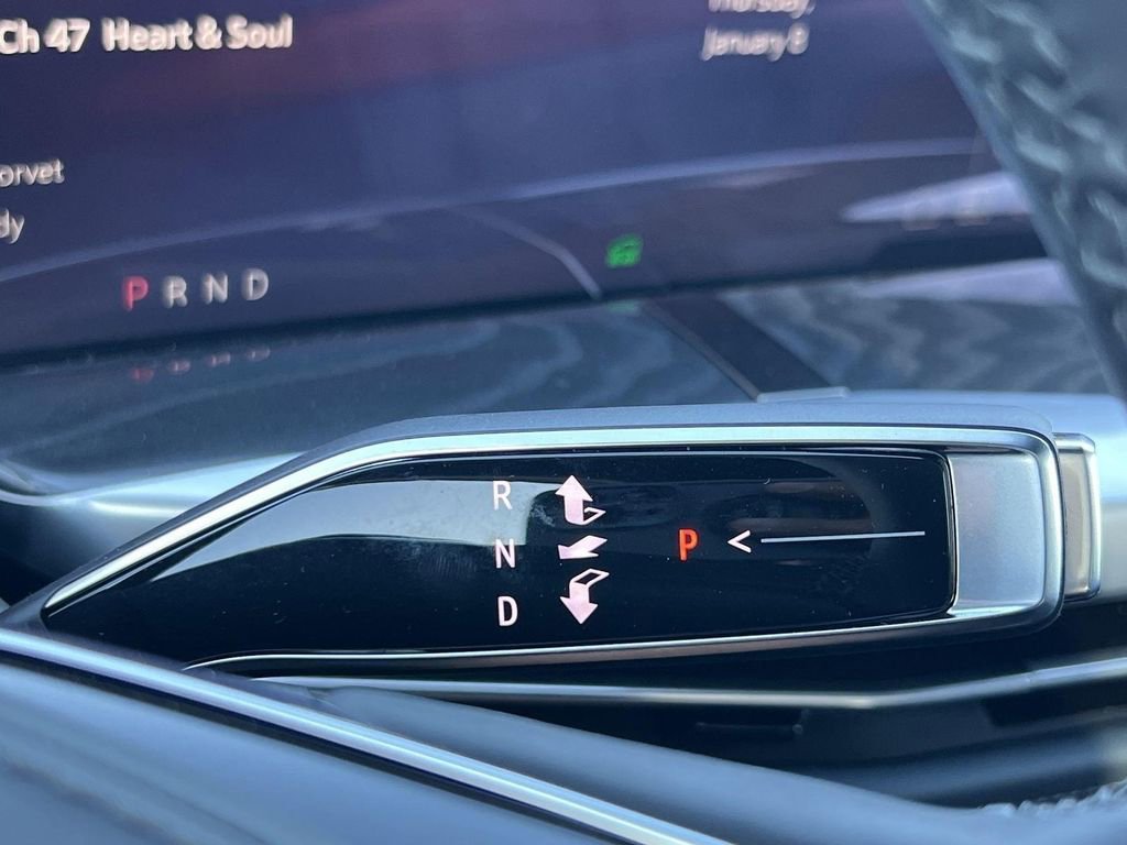 New 2025 Cadillac Escalade IQ Luxury 2 AWD/4WD image 16