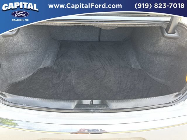 Used 2018 Chrysler 300 Limited w/ Safetytec Plus Group AWD/4WD image 16