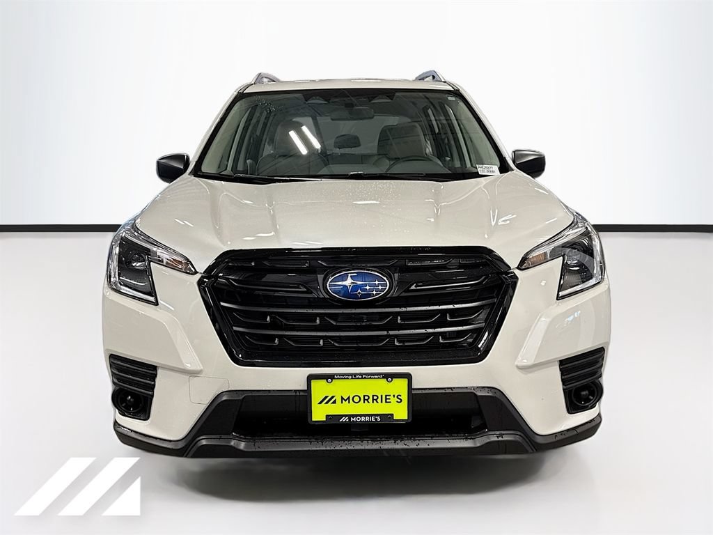 Used 2023 Subaru Forester AWD/4WD image 2