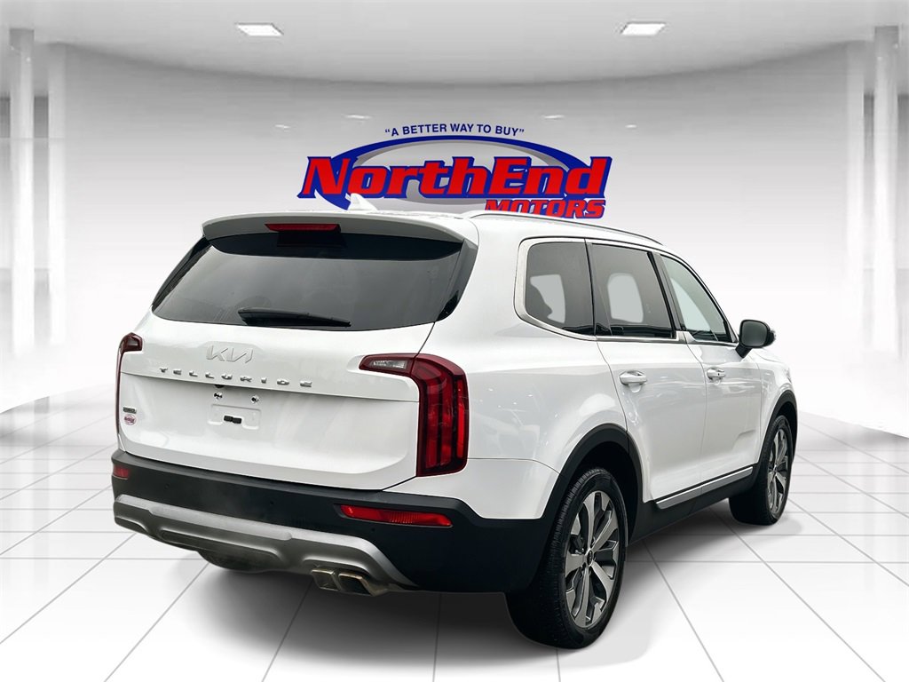 Used 2022 Kia Telluride S image 3