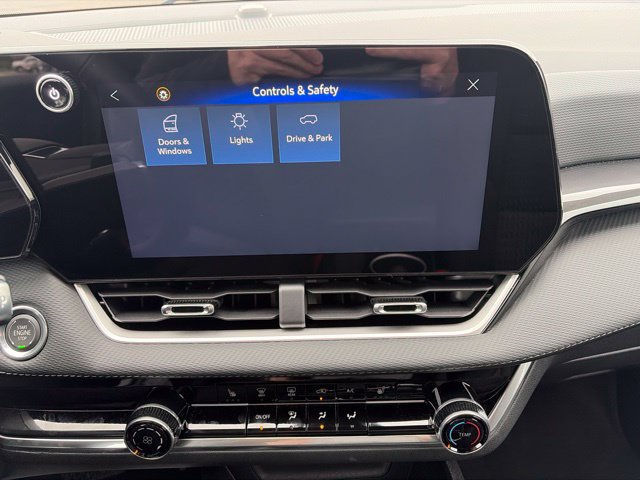 Used 2026 Chevrolet Equinox LT w/ LPO, Floor Liner Package FWD image 24