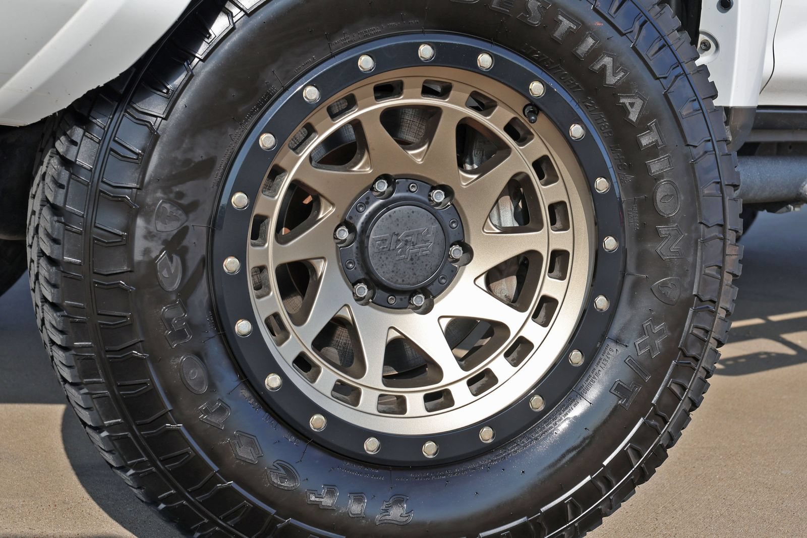Used 2019 Toyota 4Runner TRD Off-Road AWD/4WD image 11