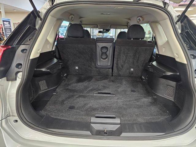 Used 2020 Nissan Rogue S AWD/4WD image 37