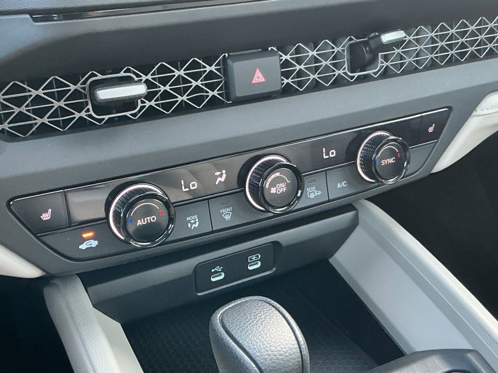 Used 2025 Honda Accord SE image 29