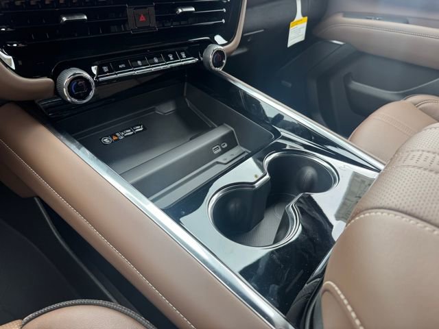 New 2026 Chevrolet Suburban High Country AWD/4WD image 33