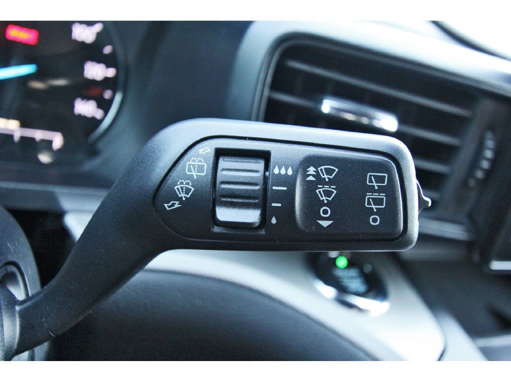 Used 2020 Ford Explorer XLT RWD image 20