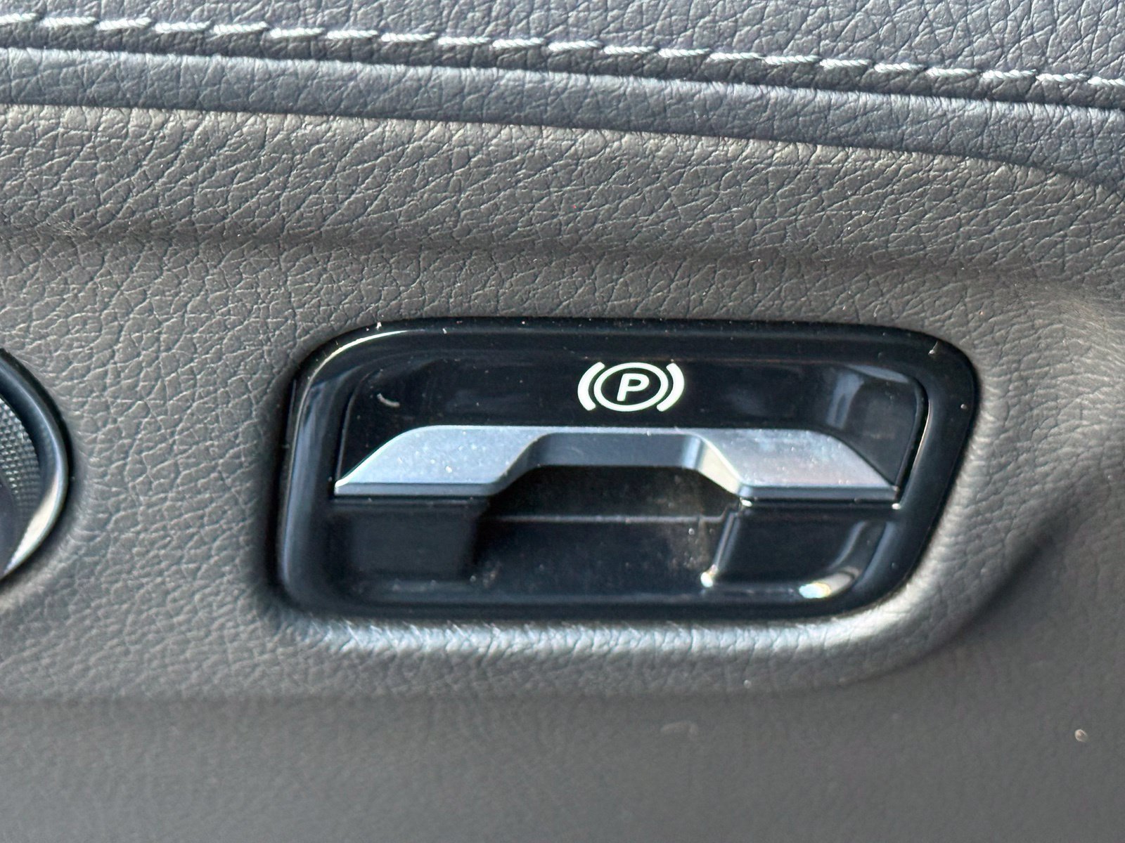 Used 2023 Mercedes-Benz EQS 580 4MATIC Sedan image 30