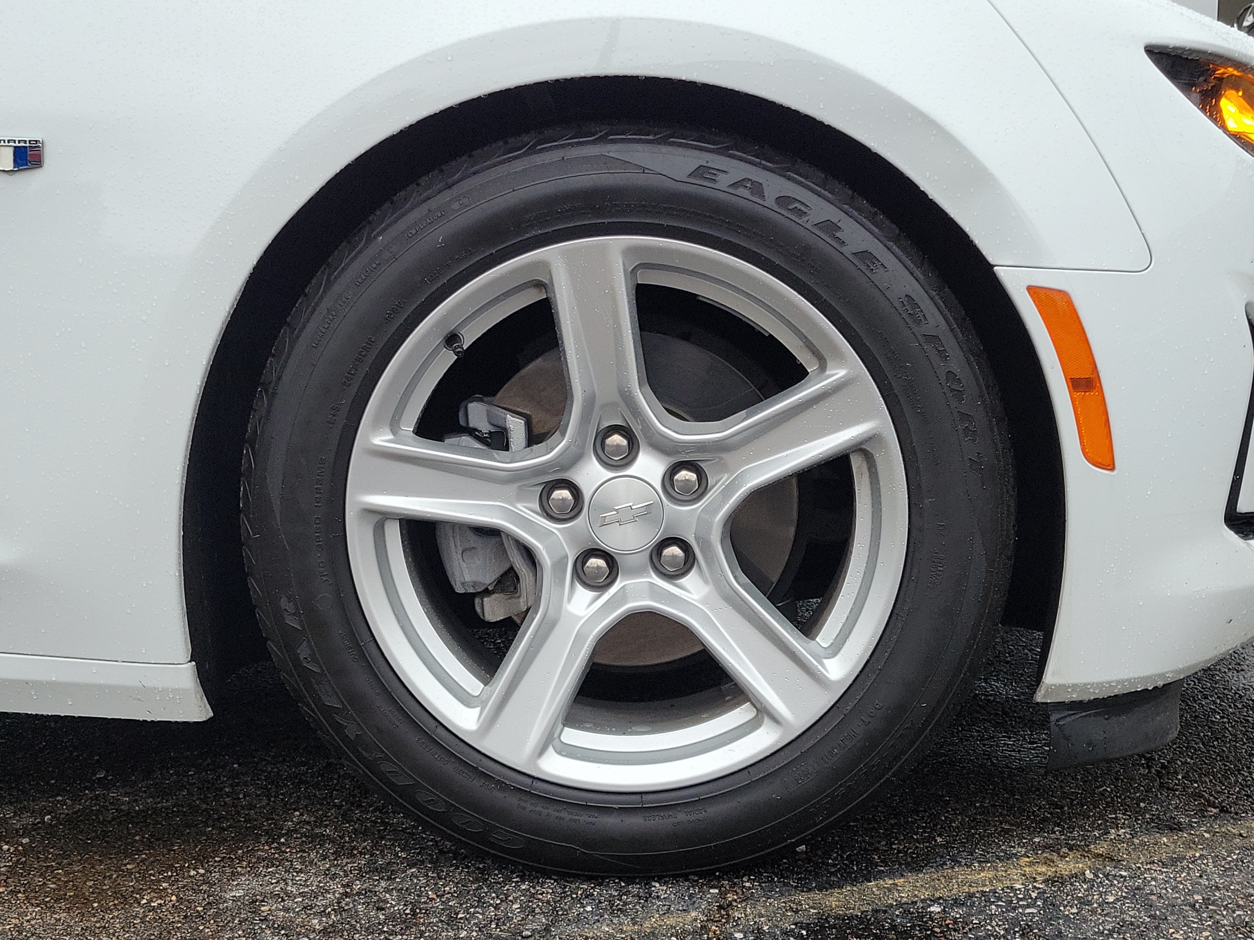 Used 2023 Chevrolet Camaro LT RWD image 5