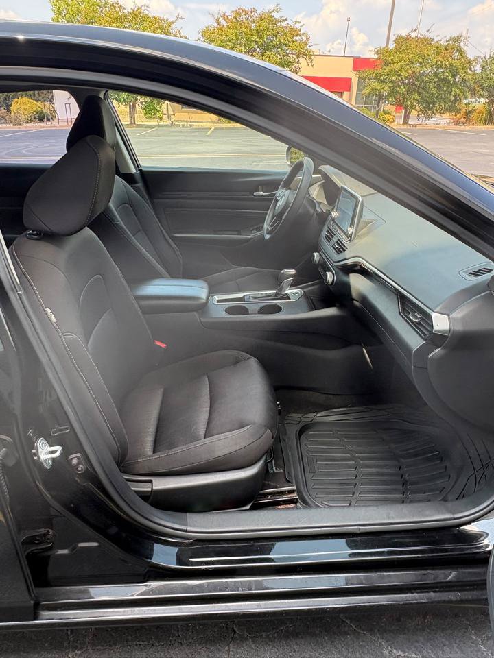Used 2020 Nissan Altima 2.5 S FWD image 15