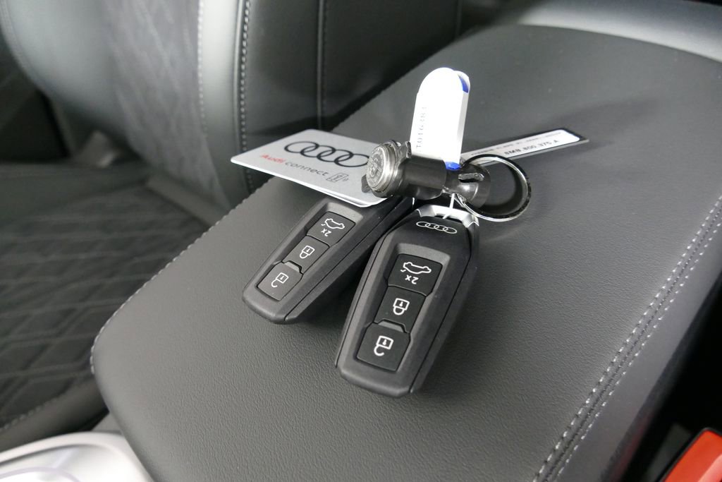 New 2026 Audi SQ5 Premium Plus image 20