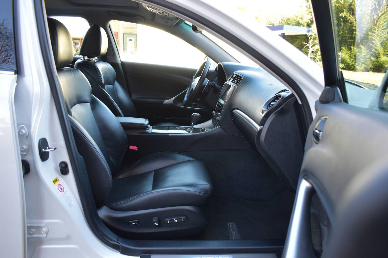 Used 2011 Lexus IS 250 AWD image 8