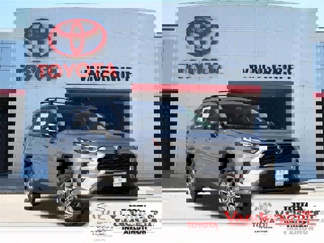 New 2025 Toyota RAV4 LE