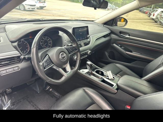 Used 2023 Nissan Altima 2.5 SR FWD image 13