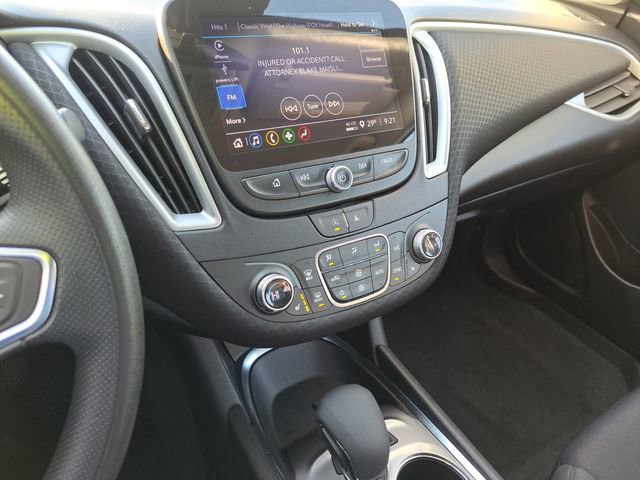 Used 2024 Chevrolet Malibu LT image 15