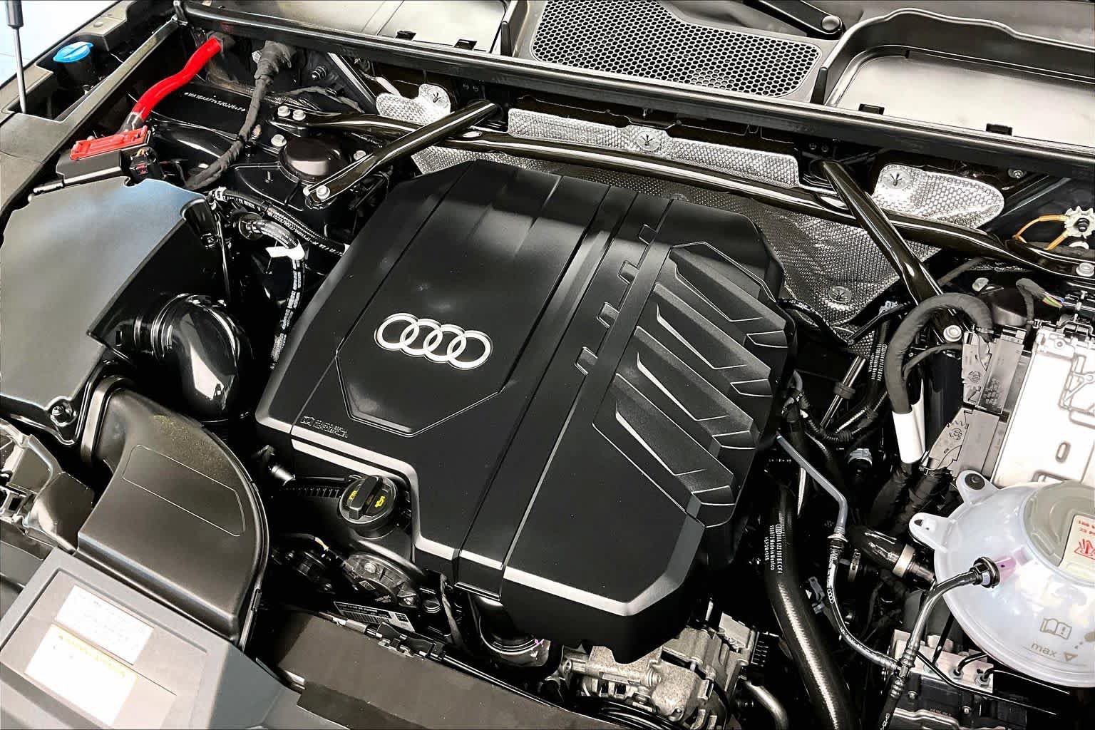 Used 2025 Audi Q5 2.0T Premium AWD/4WD image 31