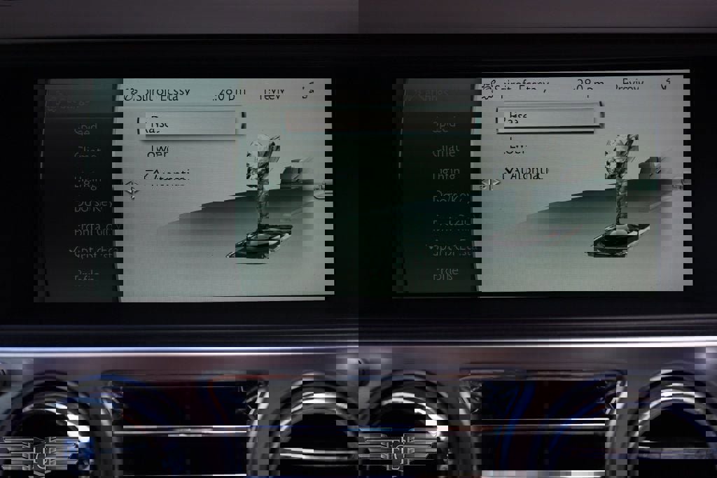 Used 2017 Rolls-Royce Dawn Convertible image 28